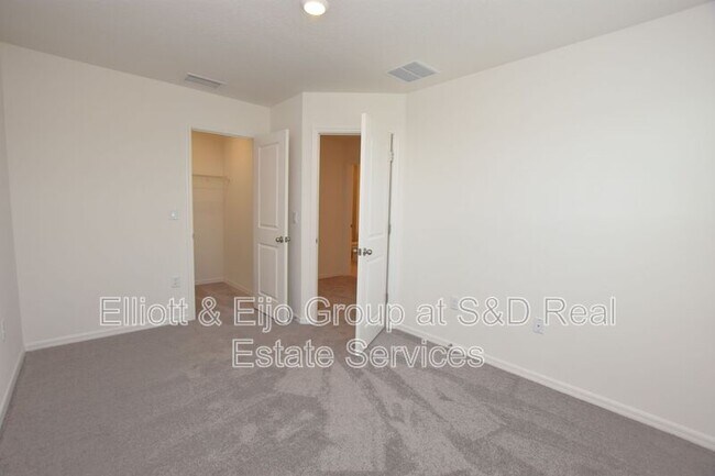 Building Photo - 3595 Smt Vw Wy