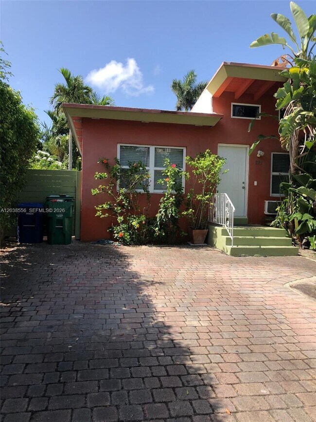 Building Photo - 1612 NE 110th Terrace