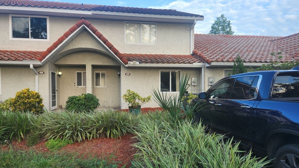 Primary Photo - 3530 Forest Branch Dr