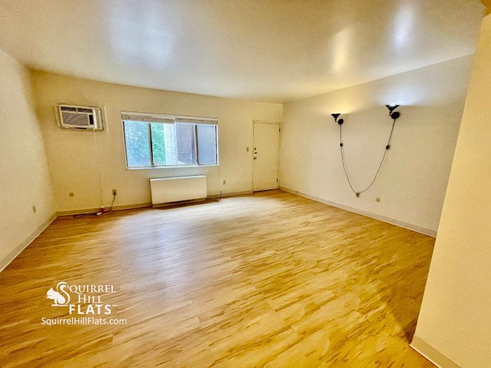 Building Photo - 6350 Forward Ave