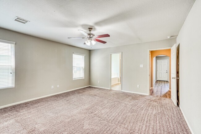 Building Photo - 3106 Thicket Path Way