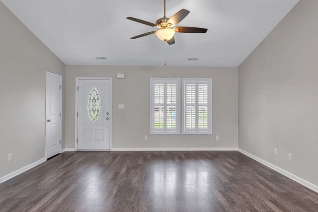 Building Photo - 202 Cottage Brook Ct