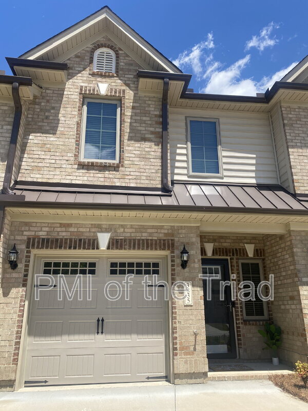 Primary Photo - 3835 Thistleberry Rd