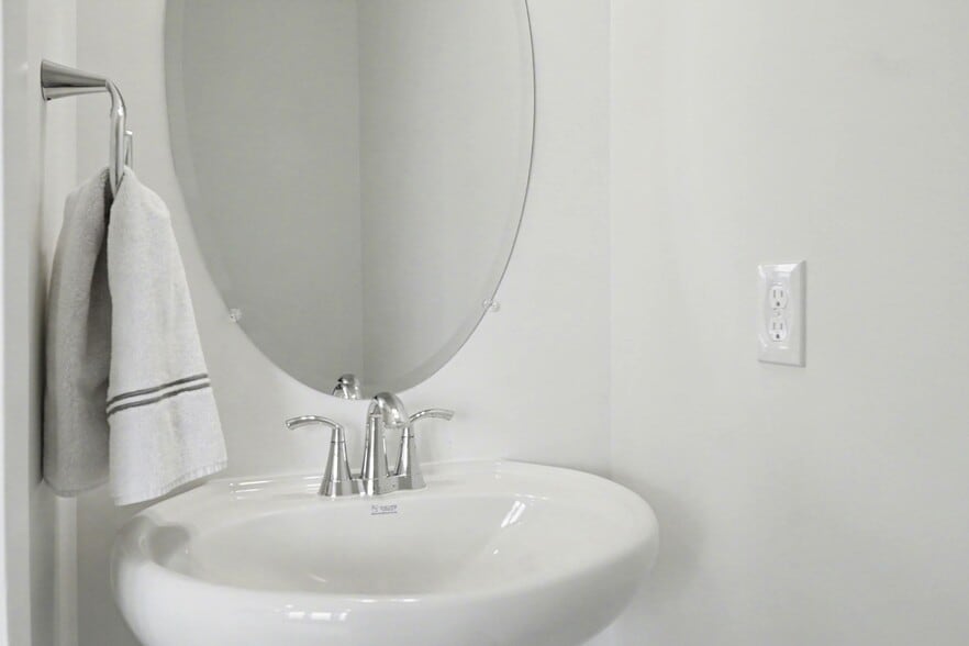 Building Photo - 20036 Coral Wind Ter