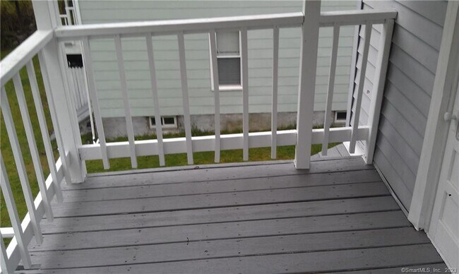 Building Photo - 20-22-22 Allen St