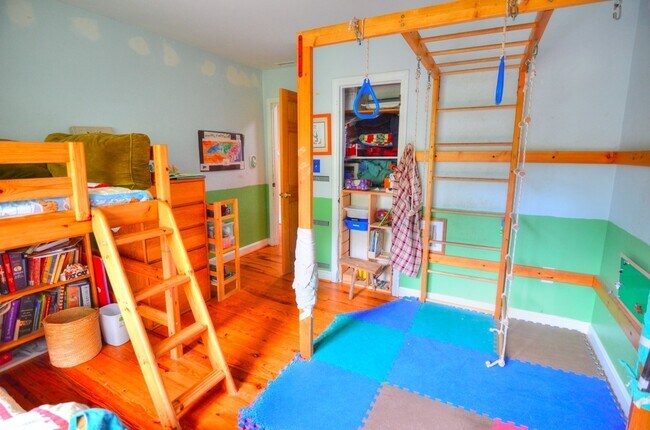 Building Photo - Fruit Trees + 2.5 Acres + a Chicken Coop! Near Hillsborough, Durham, and Eno River State Park! - ...