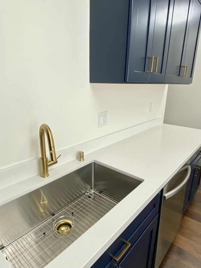 Building Photo - 2251 38th Ave