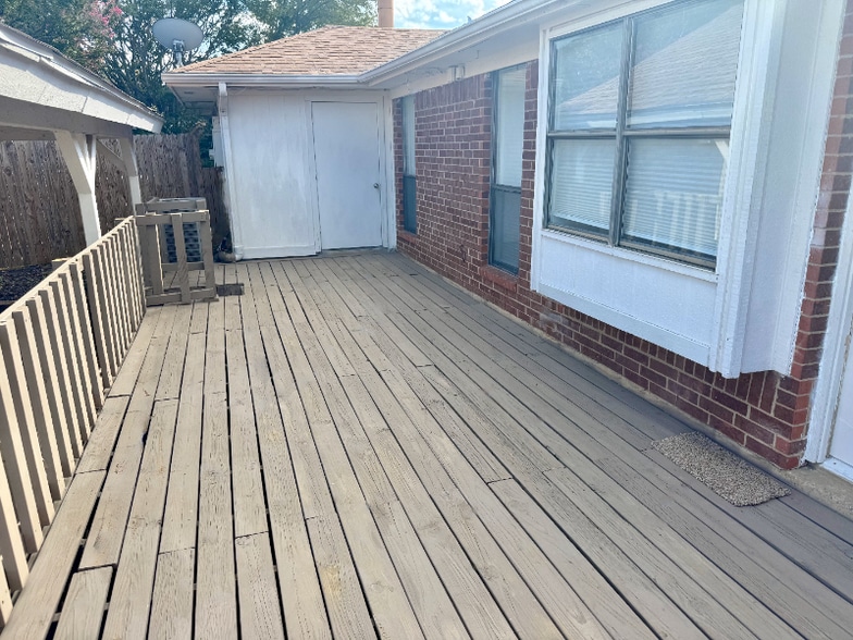 Building Photo - 1156 Highpoint Rd