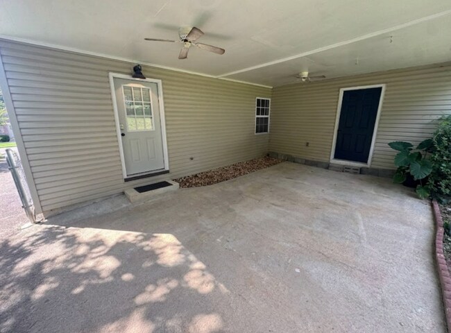 Building Photo - 1133 Fair Dr