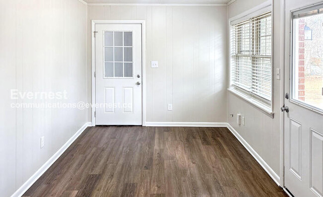 Building Photo - 6100 Pisgah Dr NW