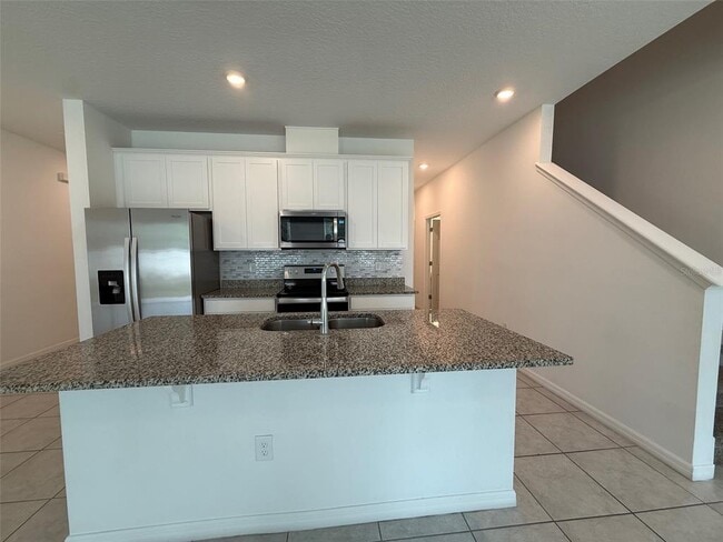 Building Photo - 15025 Willow Arbor Cir