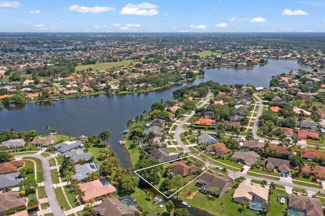Building Photo - 13683 Staimford Dr