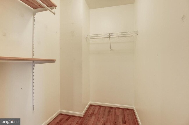 Building Photo - 12050 Edgemere Cir