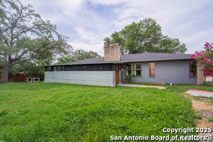 Building Photo - 1002 River Oak Dr