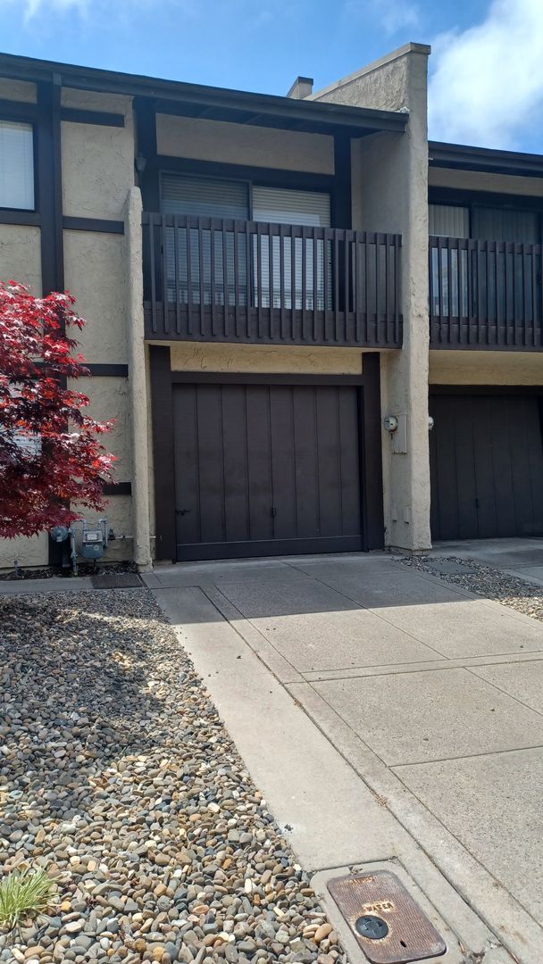 Building Photo - Modern Arroyo Grande Condo with Country Views