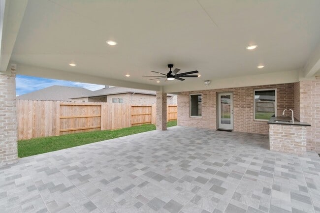 Building Photo - 1111 Pk Crst Dr