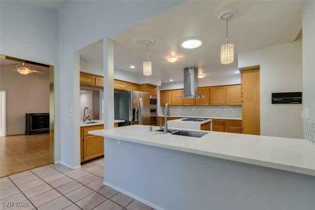 Building Photo - 224 Garfield Dr