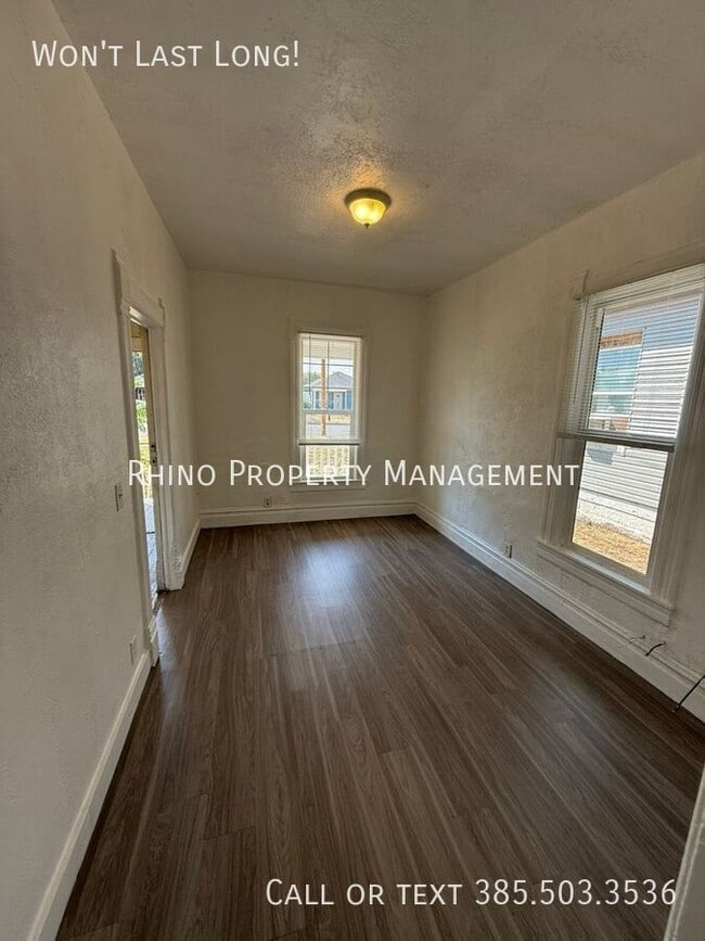 Building Photo - 2440 B Ave
