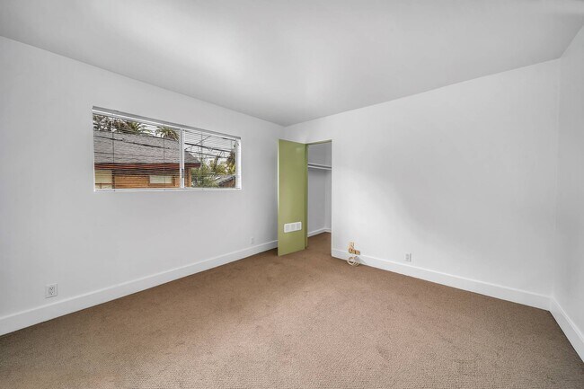 Building Photo - 511 Rialto Ave