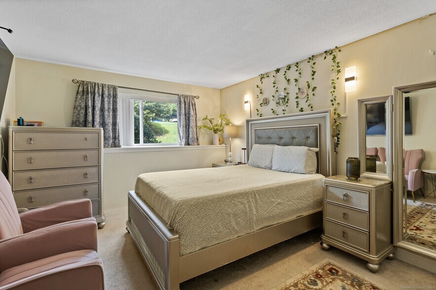 Building Photo - 59 Brookwood Dr