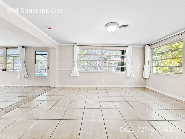 Building Photo - 1310 Ann Cir