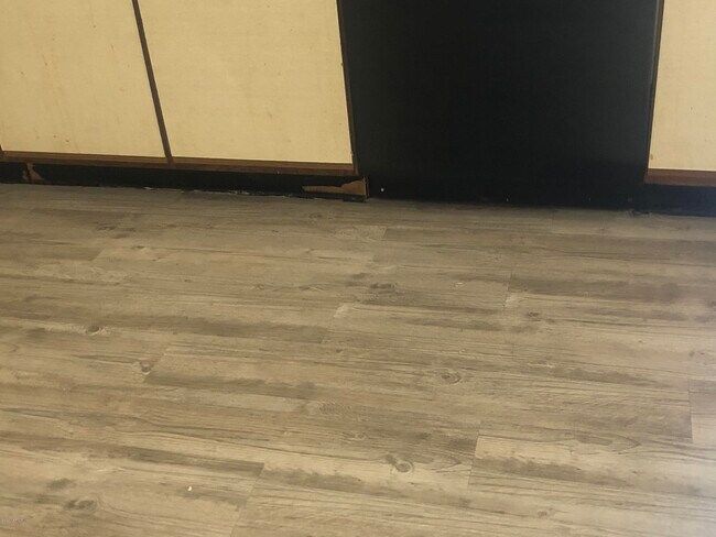 Building Photo - 141 Jasmine St