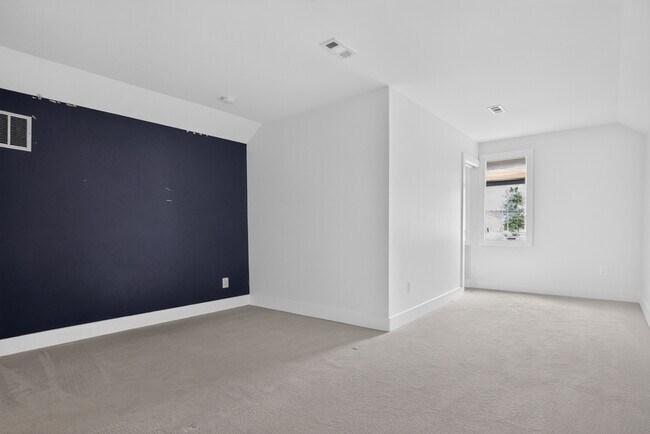 Building Photo - 7818 Leland Rd