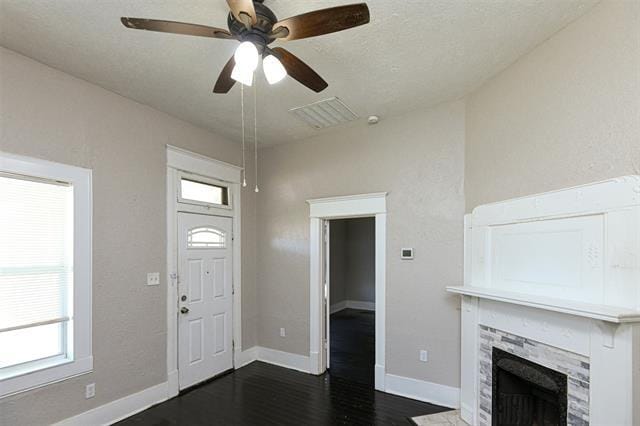 Building Photo - 1513 South Fwy