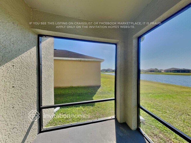 Building Photo - 15749 High Bell Pl