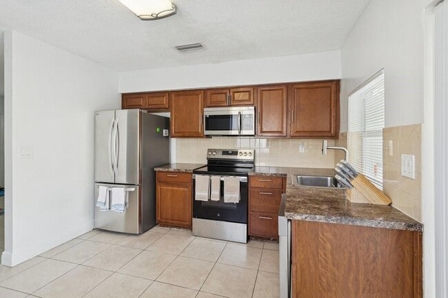 Building Photo - 6888 NW 30th St