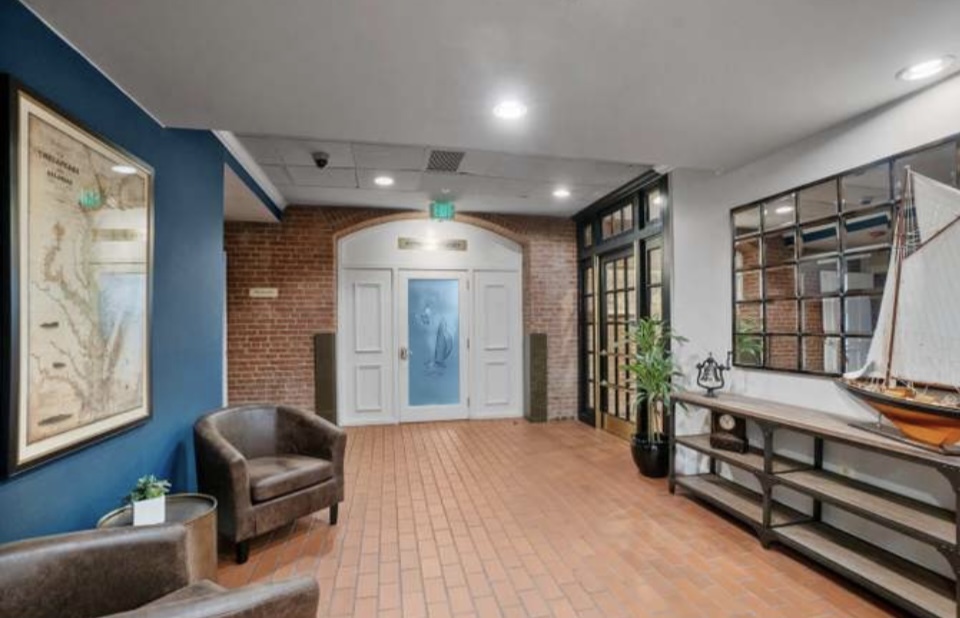 Lobby - 1000 Fell St