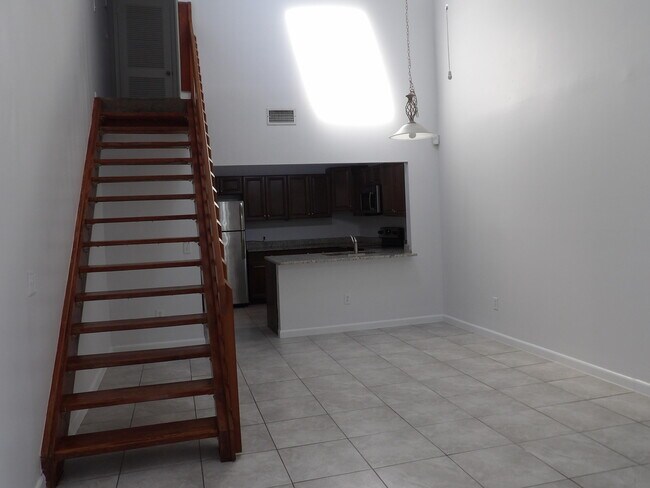 Building Photo - 4132 Palm Bay Cir