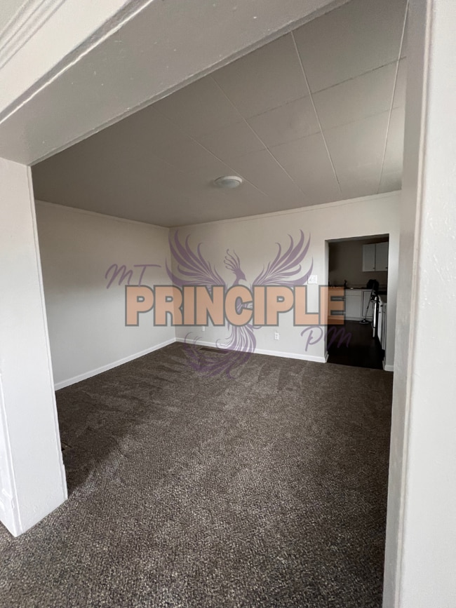 Building Photo - Charming 3 bedroom home for Rent