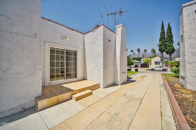 Building Photo - 708 Arden Ave