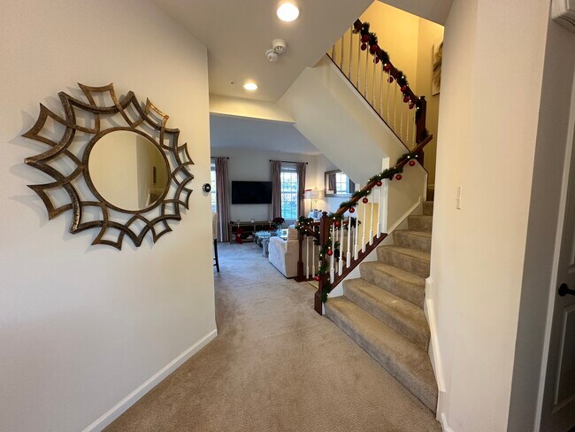 Building Photo - 2437 Baileys Pond Rd
