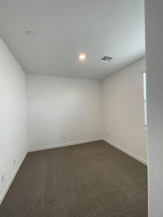 Building Photo - 12552 W Cassia Trail