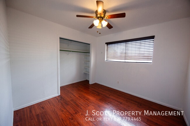 Building Photo - 3508 W Orchid Ln