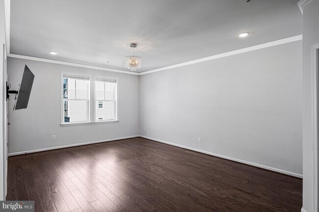 Building Photo - 24575 Rosebay Terrace