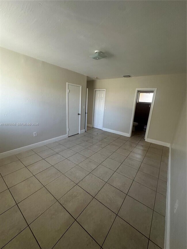 Building Photo - 237 NW 55th St