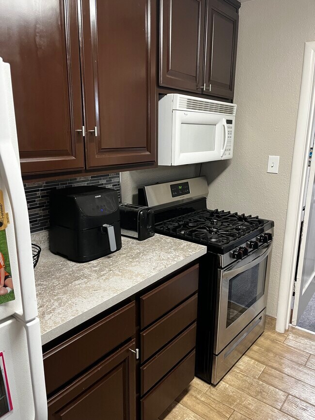 Building Photo - 3429 Bernal Ave