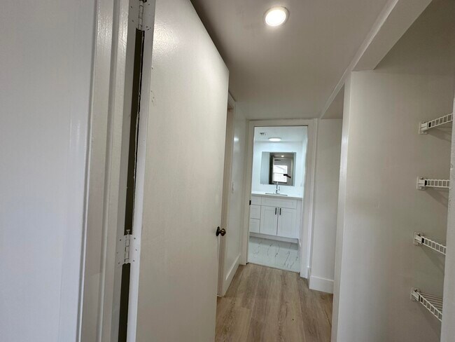 Building Photo - 2755 W Atlantic Ave