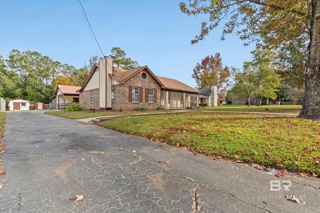 Building Photo - 20020 Lea Brook Pl