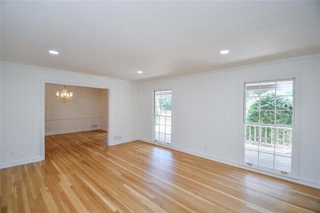 Building Photo - 17040 Birmingham Rd