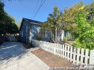 Building Photo - 919 Ripley Ave