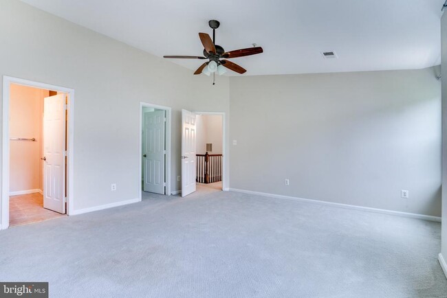 Building Photo - 4307 Chariot Ct