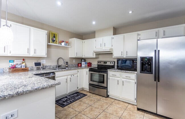 Building Photo - 4127 N 79th Dr
