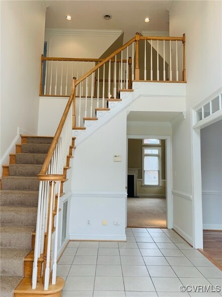 Building Photo - 2405 Stemwell Blvd