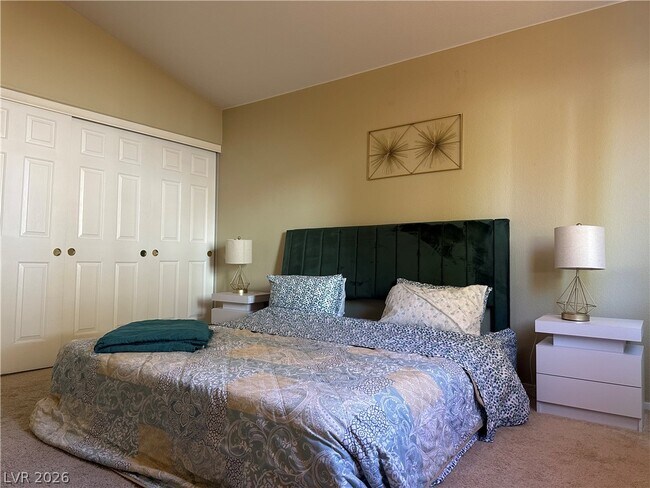 Building Photo - 3645 Penedos Dr