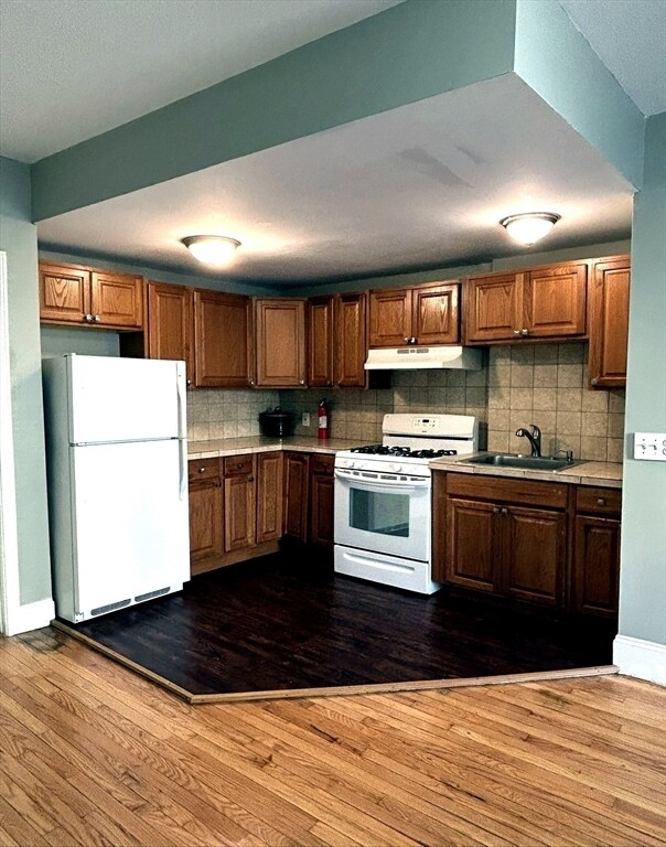 Building Photo - 62 Pitman St