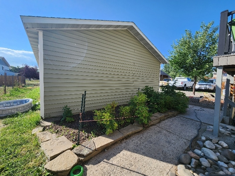 Building Photo - 212 9th St